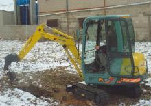 Minikoparki Yanmar B 15-3 EX