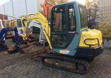 Minikoparki Yanmar B 27