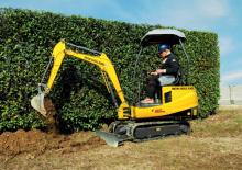 Minikoparki New Holland E16B