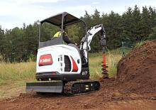Minikoparki Bobcat E17