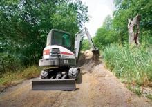 Minikoparki Bobcat E32