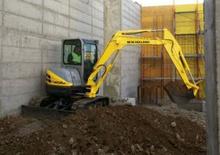 Minikoparki New Holland E 40 SR