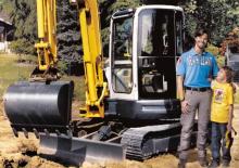 Minikoparki New Holland E26B SR