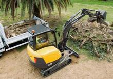 Minikoparki Volvo EC35C