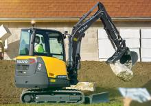Minikoparki Volvo EC35D
