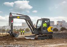 Minikoparki Volvo EC55D