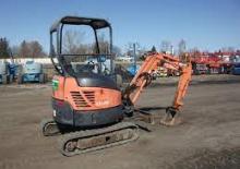Minikoparki Hitachi EX17U