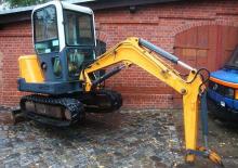 Minikoparki Hanix H 24 A