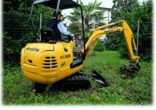 Minikoparki Komatsu PC15R8