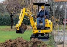 Minikoparki Komatsu PC12R-8HS