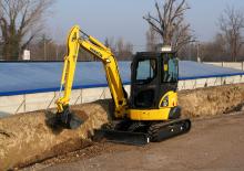 Minikoparki Komatsu PC35MR-3
