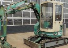 Minikoparki Hanix S&B 300