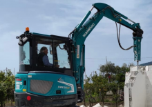 Minikoparki Sunward SWE35UF