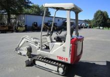 Minikoparki Takeuchi TB 015 S