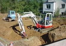 Minikoparki Takeuchi TB 045