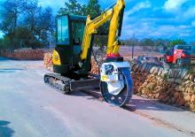 Minikoparki Yanmar VIO 25 CR 4