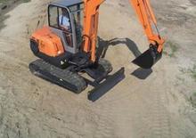 Minikoparki Hitachi ZX 40