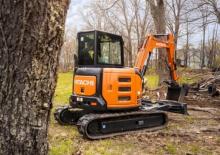 Minikoparki Hitachi ZX50U-5N