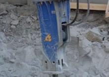 Młoty hydrauliczne Arden AB7053