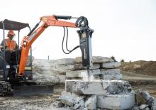 Młoty hydrauliczne Doosan HB03