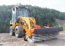 Mocowane zamiatarki Bema 3 Robust 2300
