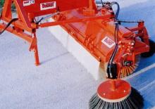 Mocowane zamiatarki Bugnot BA 250