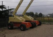 Kołowe teleskopowe platformy robocze JLG 40 H