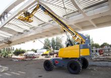 Kołowe teleskopowe platformy robocze Haulotte HT23 RTJ O