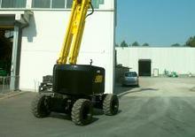 Kołowe przegubowe podnośniki koszowe AIRO SG 1600 J D 4WD