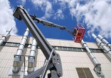 Kołowe przegubowe podnośniki koszowe Skyjack SJ 51 AJ