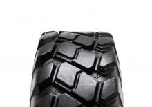 Opony do maszyn budowlanych Camso TLH 753 13.00-24