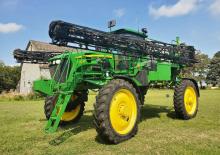 Opryskiwacze samojezdne John Deere 4830