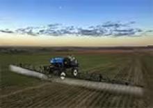 Opryskiwacze samojezdne New Holland DEFEND 2500