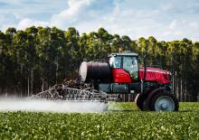 Opryskiwacze samojezdne Massey Ferguson MF 530R