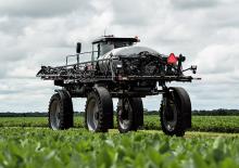 Opryskiwacze samojezdne Massey Ferguson MF 9335