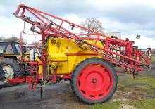 Opryskiwacze zaczepiane Unia Europa II 4021 XL