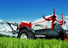 Opryskiwacze zaczepiane Kuhn Metris 4102