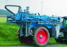 Opryskiwacze zaczepiane Unia R 615 L