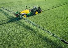 Opryskiwacze zaczepiane John Deere R732i