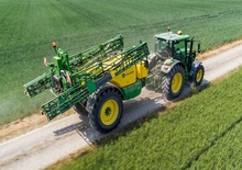 Opryskiwacze zaczepiane John Deere R740i