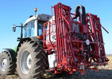 Opryskiwacze zaczepiane Unia Rex 1218 XL