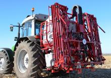 Opryskiwacze zaczepiane Unia Rex 3024 L