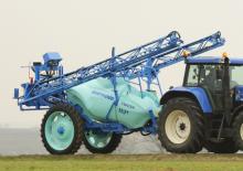 Opryskiwacze zaczepiane Berthoud TRACKER 3200 