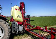 Opryskiwacze zawieszane Hardi MEGA 1200