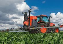 Opryskiwacze zawieszane Kubota XMS213 iXflow-E