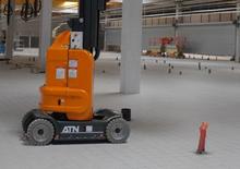 Kołowe platformy robocze z masztem pionowym ATN Piaf 1000 R