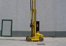 Kołowe platformy robocze z masztem pionowym AIRO VG 700 E
