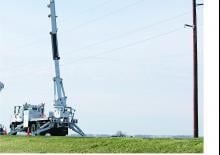 Platformy robocze na wysięgniku przegubowym mocowane na ciężarówce Altec AH100A