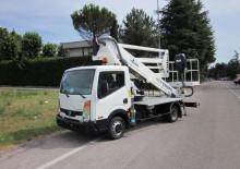 Platformy robocze na wysięgniku przegubowym mocowane na ciężarówce GSR E 240 PX Basic