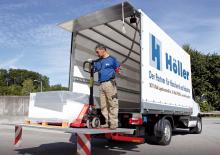 Platformy załadunkowe MBB Palfinger MBB R 750 L